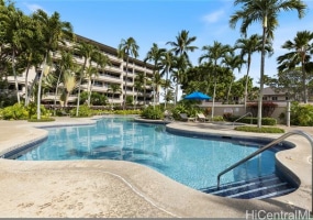 1 Keahole Place,Honolulu,Hawaii,96825,2 Bedrooms Bedrooms,2 BathroomsBathrooms,Condo/Townhouse,Keahole,5,17897587