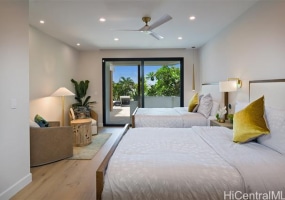 987 Queen Street,Honolulu,Hawaii,96814,1 Bedroom Bedrooms,1 BathroomBathrooms,Condo/Townhouse,Queen,19,16715418