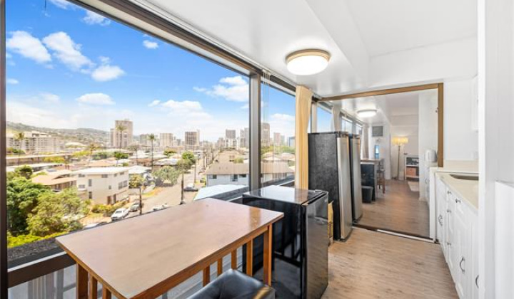 1750 Kalakaua Avenue,Honolulu,Hawaii,96826,1 BathroomBathrooms,Condo/Townhouse,Kalakaua,6,18150599