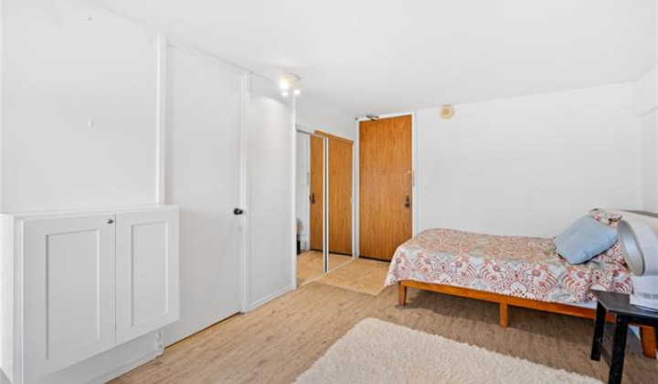 1750 Kalakaua Avenue,Honolulu,Hawaii,96826,1 BathroomBathrooms,Condo/Townhouse,Kalakaua,6,18150599
