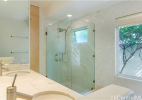202 Wailupe Circle,Honolulu,Hawaii,96821,3 Bedrooms Bedrooms,3 BathroomsBathrooms,Single family,Wailupe,12444646