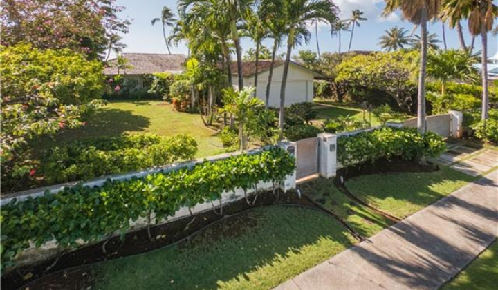 202 Wailupe Circle,Honolulu,Hawaii,96821,3 Bedrooms Bedrooms,3 BathroomsBathrooms,Single family,Wailupe,12444646