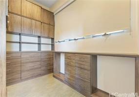4914 Waa Street,Honolulu,Hawaii,96821,5 Bedrooms Bedrooms,4 BathroomsBathrooms,Single family,Waa,18525065