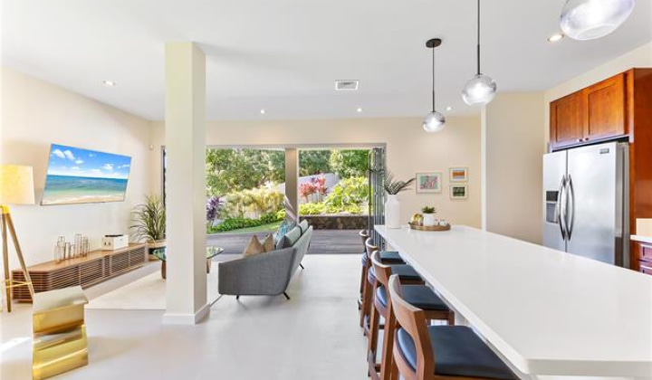 4914 Waa Street,Honolulu,Hawaii,96821,5 Bedrooms Bedrooms,4 BathroomsBathrooms,Single family,Waa,18525065