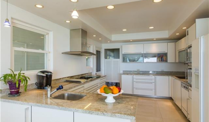 202 Wailupe Circle,Honolulu,Hawaii,96821,3 Bedrooms Bedrooms,3 BathroomsBathrooms,Single family,Wailupe,12444646