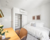 987 Queen Street,Honolulu,Hawaii,96814,2 Bedrooms Bedrooms,2 BathroomsBathrooms,Condo/Townhouse,Queen,14,19555873