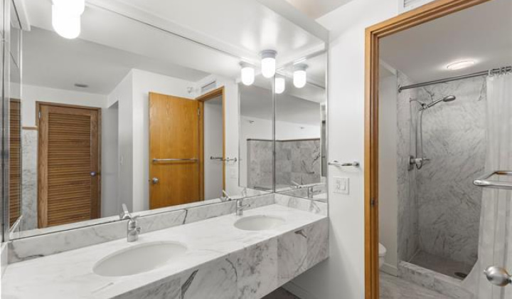 1330 Ala Moana Boulevard,Honolulu,Hawaii,96814,2 Bedrooms Bedrooms,2 BathroomsBathrooms,Condo/Townhouse,Ala Moana,33,19577774