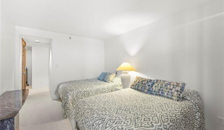 1330 Ala Moana Boulevard,Honolulu,Hawaii,96814,2 Bedrooms Bedrooms,2 BathroomsBathrooms,Condo/Townhouse,Ala Moana,33,19577774