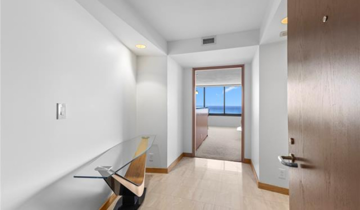1330 Ala Moana Boulevard,Honolulu,Hawaii,96814,2 Bedrooms Bedrooms,2 BathroomsBathrooms,Condo/Townhouse,Ala Moana,33,19577774