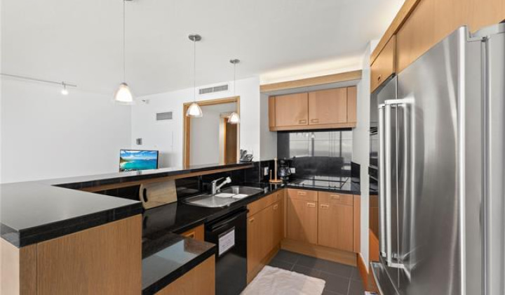 1330 Ala Moana Boulevard,Honolulu,Hawaii,96814,2 Bedrooms Bedrooms,2 BathroomsBathrooms,Condo/Townhouse,Ala Moana,33,19577774