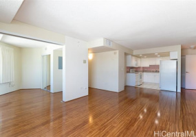 1314 Kalakaua Avenue,Honolulu,Hawaii,96826,2 Bedrooms Bedrooms,2 BathroomsBathrooms,Condo/Townhouse,Kalakaua,11,16936141