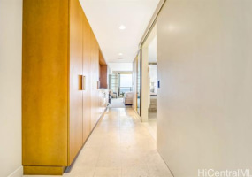 383 Kalaimoku Street,Honolulu,Hawaii,96815,1 BathroomBathrooms,Condo/Townhouse,Kalaimoku,20,16957062