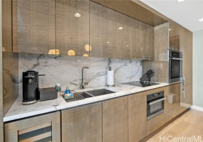 2139 Kuhio Avenue,Honolulu,Hawaii,96815,2 Bedrooms Bedrooms,2 BathroomsBathrooms,Condo/Townhouse,Kuhio,35,17280022