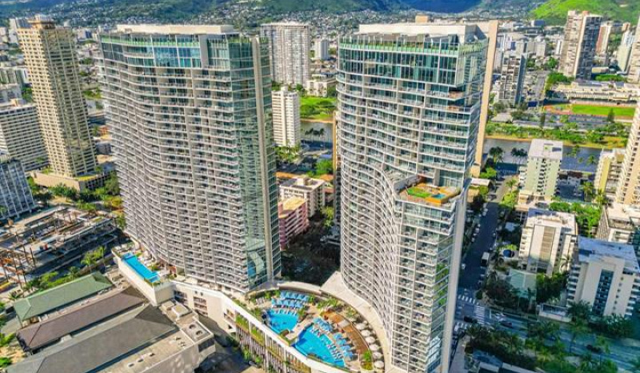 383 Kalaimoku Street,Honolulu,Hawaii,96815,2 Bedrooms Bedrooms,2 BathroomsBathrooms,Condo/Townhouse,Kalaimoku,12,17294716