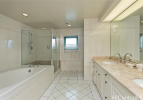 1341 Kapiolani Boulevard,Honolulu,Hawaii,96814,3 ベッドルーム ベッドルーム,2 バスルームバスルーム,コンド / タウンハウス,Kapiolani,27,17516753