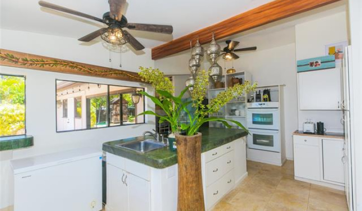 444 Halemaumau Street,Honolulu,Hawaii,96821,3 Bedrooms Bedrooms,3 BathroomsBathrooms,Single family,Halemaumau,17381170