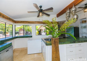 444 Halemaumau Street,Honolulu,Hawaii,96821,3 Bedrooms Bedrooms,3 BathroomsBathrooms,Single family,Halemaumau,17381170