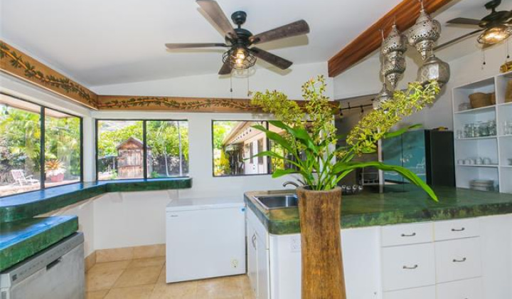 444 Halemaumau Street,Honolulu,Hawaii,96821,3 Bedrooms Bedrooms,3 BathroomsBathrooms,Single family,Halemaumau,17381170
