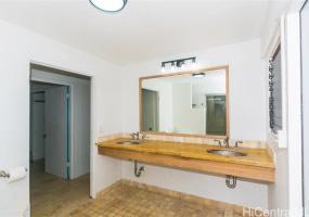 444 Halemaumau Street,Honolulu,Hawaii,96821,3 Bedrooms Bedrooms,3 BathroomsBathrooms,Single family,Halemaumau,17381170