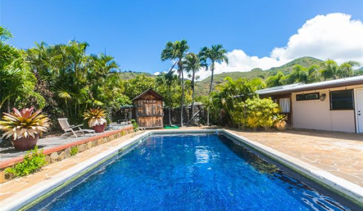 444 Halemaumau Street,Honolulu,Hawaii,96821,3 Bedrooms Bedrooms,3 BathroomsBathrooms,Single family,Halemaumau,17381170