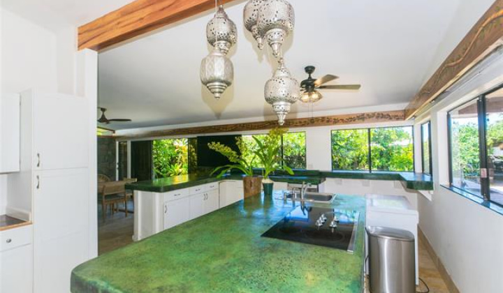 444 Halemaumau Street,Honolulu,Hawaii,96821,3 Bedrooms Bedrooms,3 BathroomsBathrooms,Single family,Halemaumau,17381170
