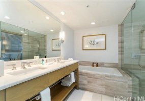 383 Kalaimoku Street,Honolulu,Hawaii,96815,1 Bedroom Bedrooms,1 BathroomBathrooms,Condo/Townhouse,Kalaimoku,14,17706180