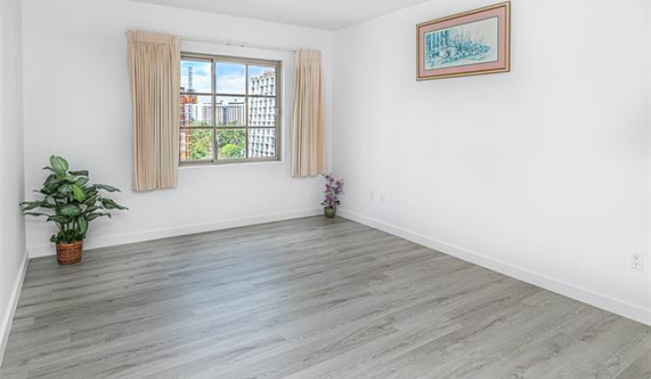 421 Olohana Street,Honolulu,Hawaii,96815,2 Bedrooms Bedrooms,2 BathroomsBathrooms,Condo/Townhouse,Olohana,6,17448967