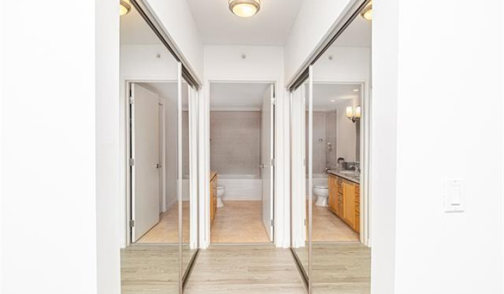 421 Olohana Street,Honolulu,Hawaii,96815,2 Bedrooms Bedrooms,2 BathroomsBathrooms,Condo/Townhouse,Olohana,6,17448967
