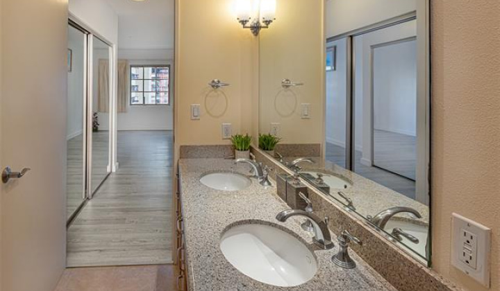 421 Olohana Street,Honolulu,Hawaii,96815,2 Bedrooms Bedrooms,2 BathroomsBathrooms,Condo/Townhouse,Olohana,6,17448967