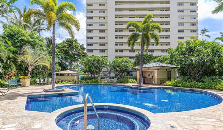 421 Olohana Street,Honolulu,Hawaii,96815,2 Bedrooms Bedrooms,2 BathroomsBathrooms,Condo/Townhouse,Olohana,6,17448967