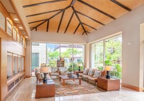 421 Olohana Street,Honolulu,Hawaii,96815,2 Bedrooms Bedrooms,2 BathroomsBathrooms,Condo/Townhouse,Olohana,6,17448967