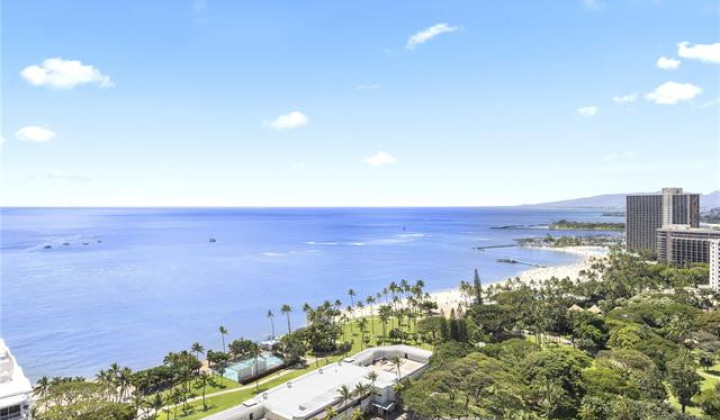 223 Saratoga Road,Honolulu,Hawaii,96815,3 ベッドルーム ベッドルーム,2 バスルームバスルーム,コンド / タウンハウス,Saratoga,27,18346312