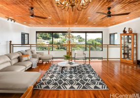 2045 Mott Smith Drive,Honolulu,Hawaii,96822,8 ベッドルーム ベッドルーム,5 バスルームバスルーム,一戸建て,Mott Smith,17508024