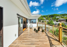 2045 Mott Smith Drive,Honolulu,Hawaii,96822,8 ベッドルーム ベッドルーム,5 バスルームバスルーム,一戸建て,Mott Smith,17508024