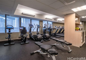 223 Saratoga Road,Honolulu,Hawaii,96815,1 Bedroom Bedrooms,1 BathroomBathrooms,Condo/Townhouse,Saratoga,20,17853656