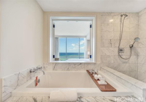 223 Saratoga Road,Honolulu,Hawaii,96815,2 Bedrooms Bedrooms,2 BathroomsBathrooms,Condo/Townhouse,Saratoga,20,17585611