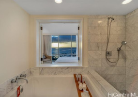 223 Saratoga Road,Honolulu,Hawaii,96815,2 Bedrooms Bedrooms,2 BathroomsBathrooms,Condo/Townhouse,Saratoga,20,17585611