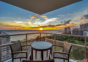 1341 Kapiolani Boulevard,Honolulu,Hawaii,96814,2 Bedrooms Bedrooms,2 BathroomsBathrooms,Condo/Townhouse,Kapiolani,16,17057402