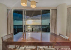 223 Saratoga Road,Honolulu,Hawaii,96815,2 Bedrooms Bedrooms,2 BathroomsBathrooms,Condo/Townhouse,Saratoga,20,17585611