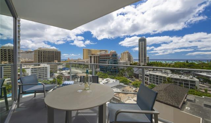 383 Kalaimoku Street,Honolulu,Hawaii,96815,2 Bedrooms Bedrooms,2 BathroomsBathrooms,Condo/Townhouse,Kalaimoku,11,17590362