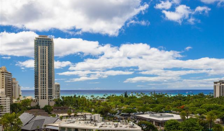 383 Kalaimoku Street,Honolulu,Hawaii,96815,2 Bedrooms Bedrooms,2 BathroomsBathrooms,Condo/Townhouse,Kalaimoku,11,17590362
