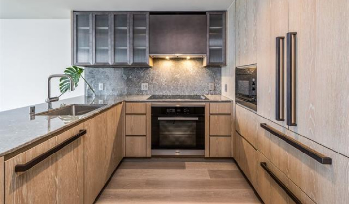 1000 Auahi Street,Honolulu,Hawaii,96814,2 Bedrooms Bedrooms,2 BathroomsBathrooms,Condo/Townhouse,Auahi,35,17598383