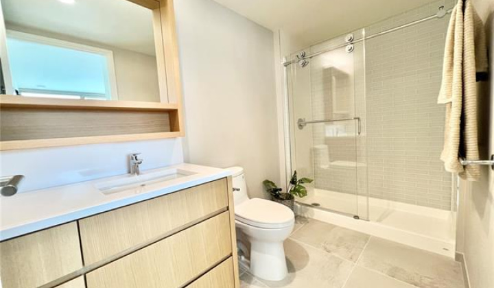 1388 Kapiolani Boulevard,Honolulu,Hawaii,96814,2 Bedrooms Bedrooms,2 BathroomsBathrooms,Condo/Townhouse,Kapiolani,15,17640756
