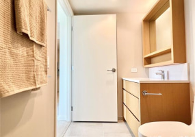 1388 Kapiolani Boulevard,Honolulu,Hawaii,96814,2 Bedrooms Bedrooms,2 BathroomsBathrooms,Condo/Townhouse,Kapiolani,15,17640756