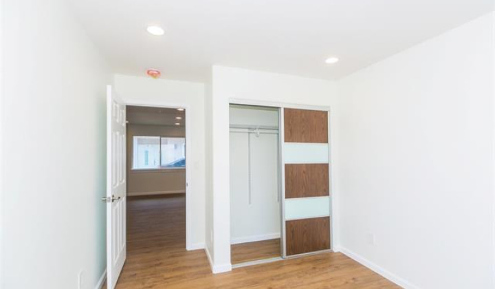 833 10th Avenue,Honolulu,Hawaii,96816,8 Bedrooms Bedrooms,4 BathroomsBathrooms,Single family,10th,17939703