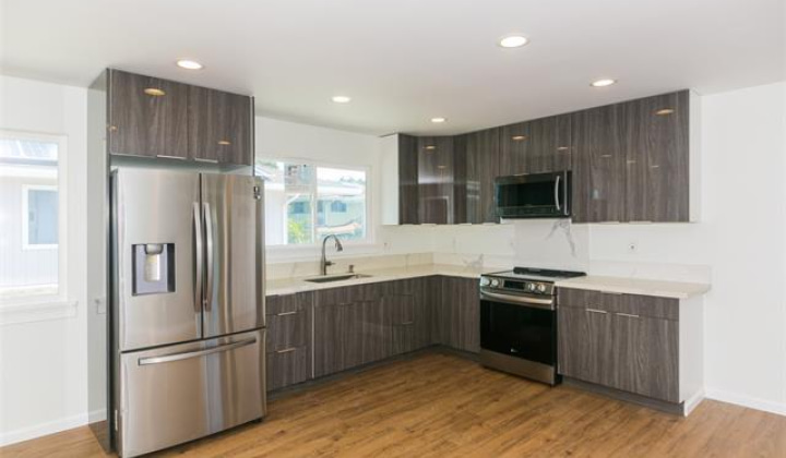 833 10th Avenue,Honolulu,Hawaii,96816,8 Bedrooms Bedrooms,4 BathroomsBathrooms,Single family,10th,17939703