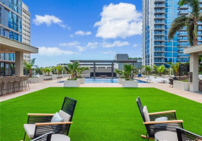 1388 Ala Moana Boulevard,Honolulu,Hawaii,96814,4 Bedrooms Bedrooms,4 BathroomsBathrooms,Condo/Townhouse,Ala Moana,4,16461590