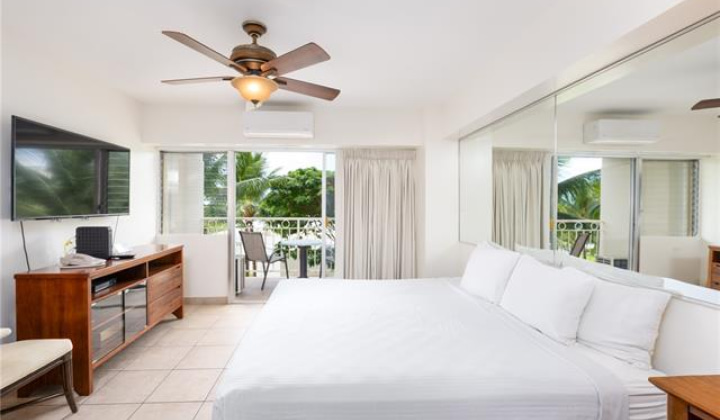 2161 Kalia Road,Honolulu,Hawaii,96815,1 BathroomBathrooms,Condo/Townhouse,Kalia,4,17663838