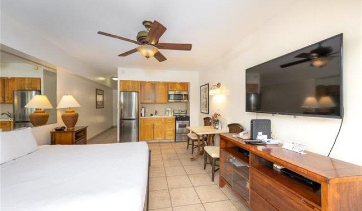 2161 Kalia Road,Honolulu,Hawaii,96815,1 BathroomBathrooms,Condo/Townhouse,Kalia,4,17663838