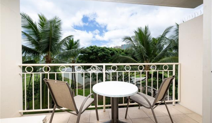 2161 Kalia Road,Honolulu,Hawaii,96815,1 BathroomBathrooms,Condo/Townhouse,Kalia,4,17663838